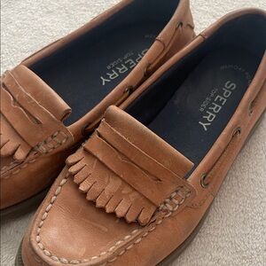Sperry Womens Tan Leather Kiltie Loafers